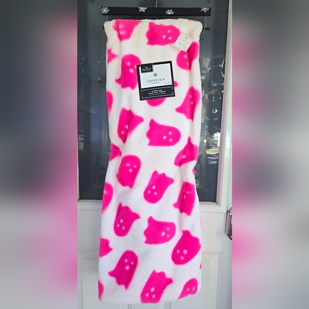 Pink Ghost Faux Rabbit Fur Storehouse Halloween Throw Blanket So Soft